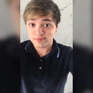 Meet your Posher, Justin